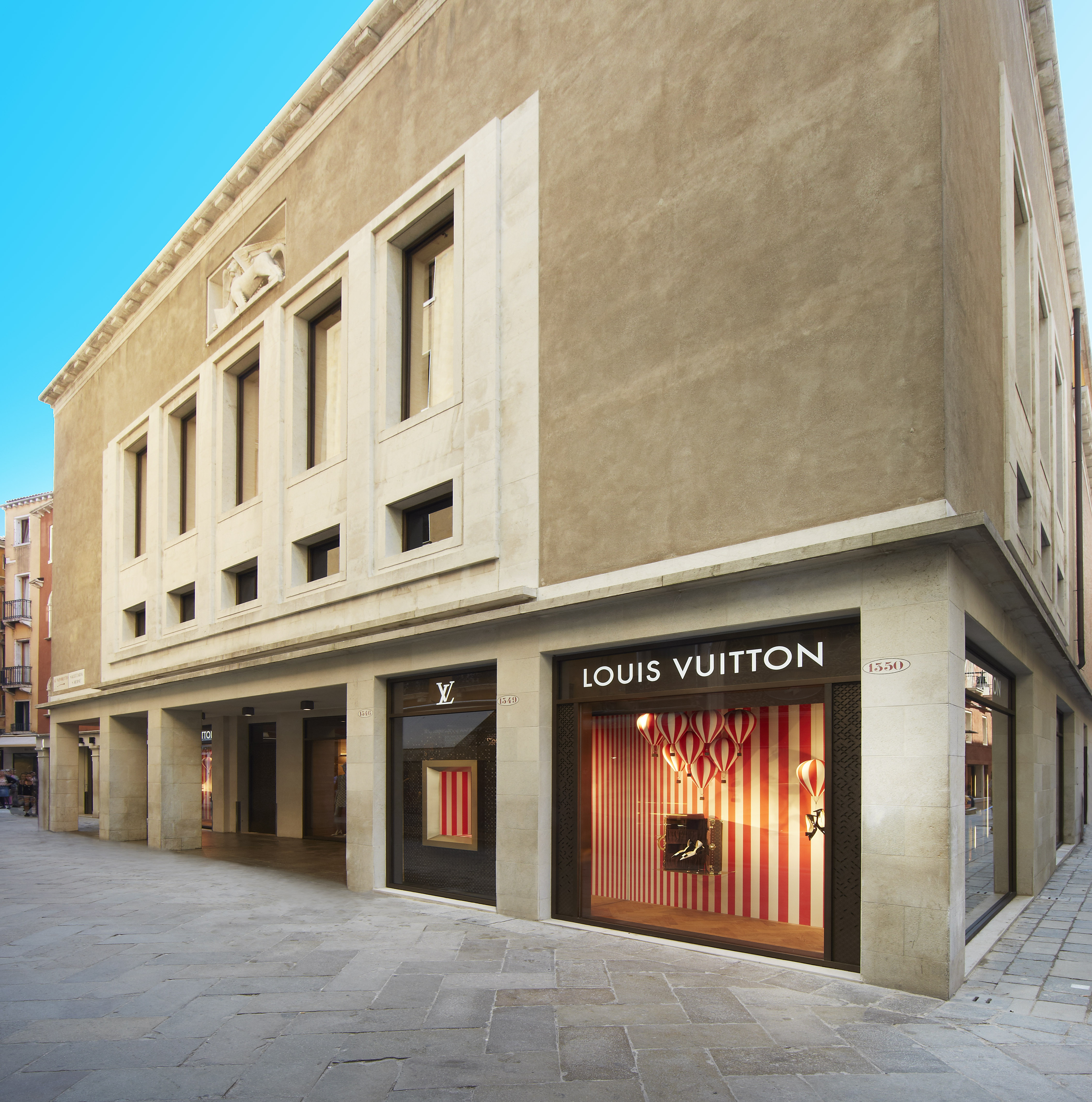 001_LV_Venice_04 2013