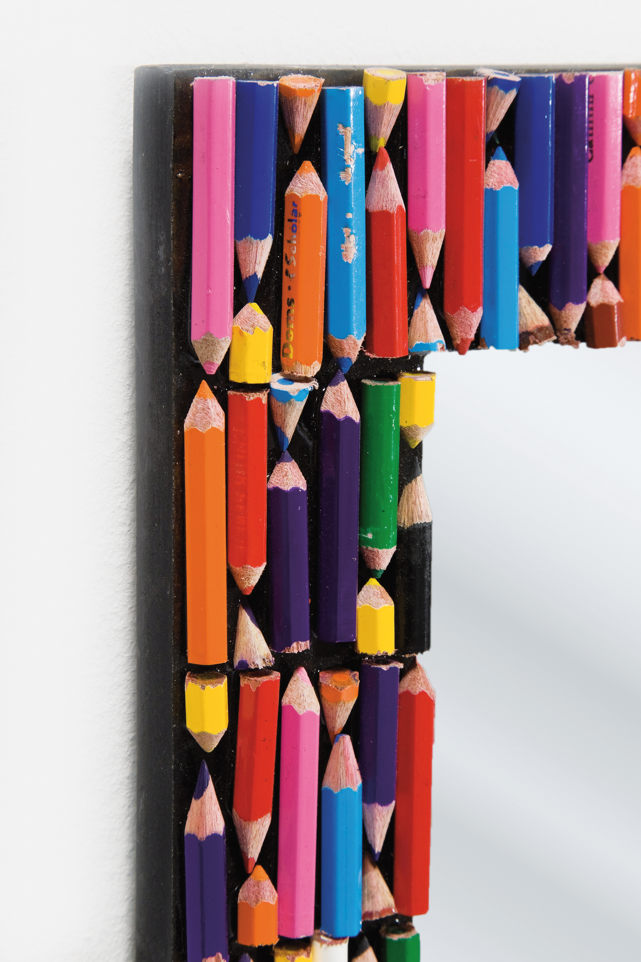 76727 - Mirror Pencil - 0,7 x 0,5 x 0,02 m - 129€ (1)