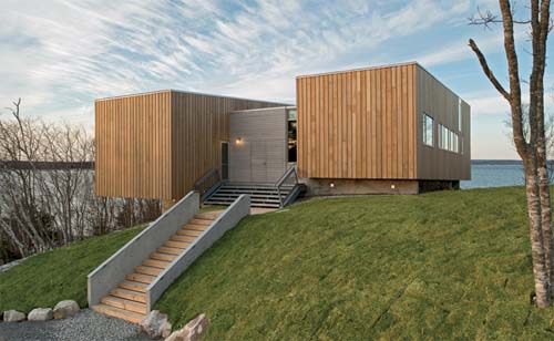 Two-Hulls-House-by-MacKay-Lyons-Sweetapple-Architects