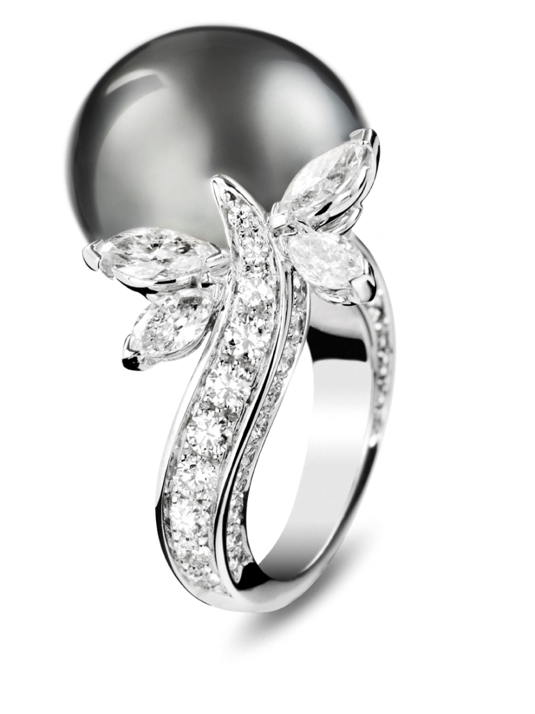 MIKIMOTO_Anel com perola negra Mar do Sul