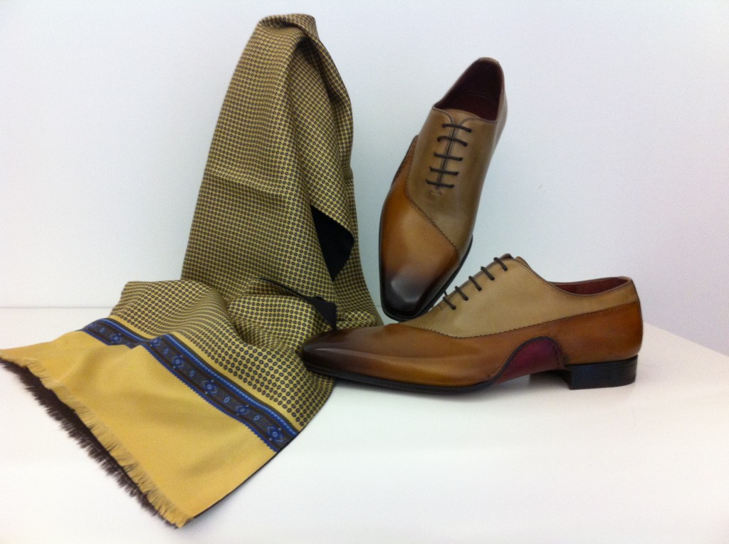 Miranda Homem - Echarpe e  Sapato