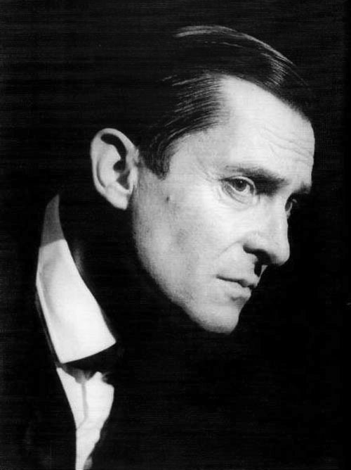 Jeremy-Brett-Sherlock-Holmes-